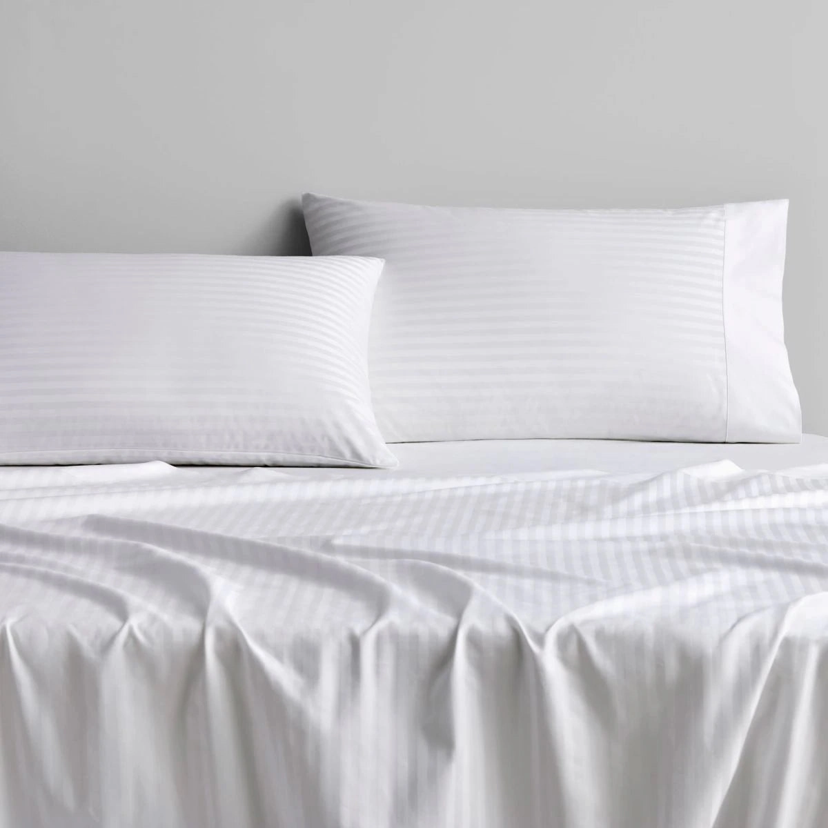 1200TC Millennia Fitted Sheet SNOW by Sheridan