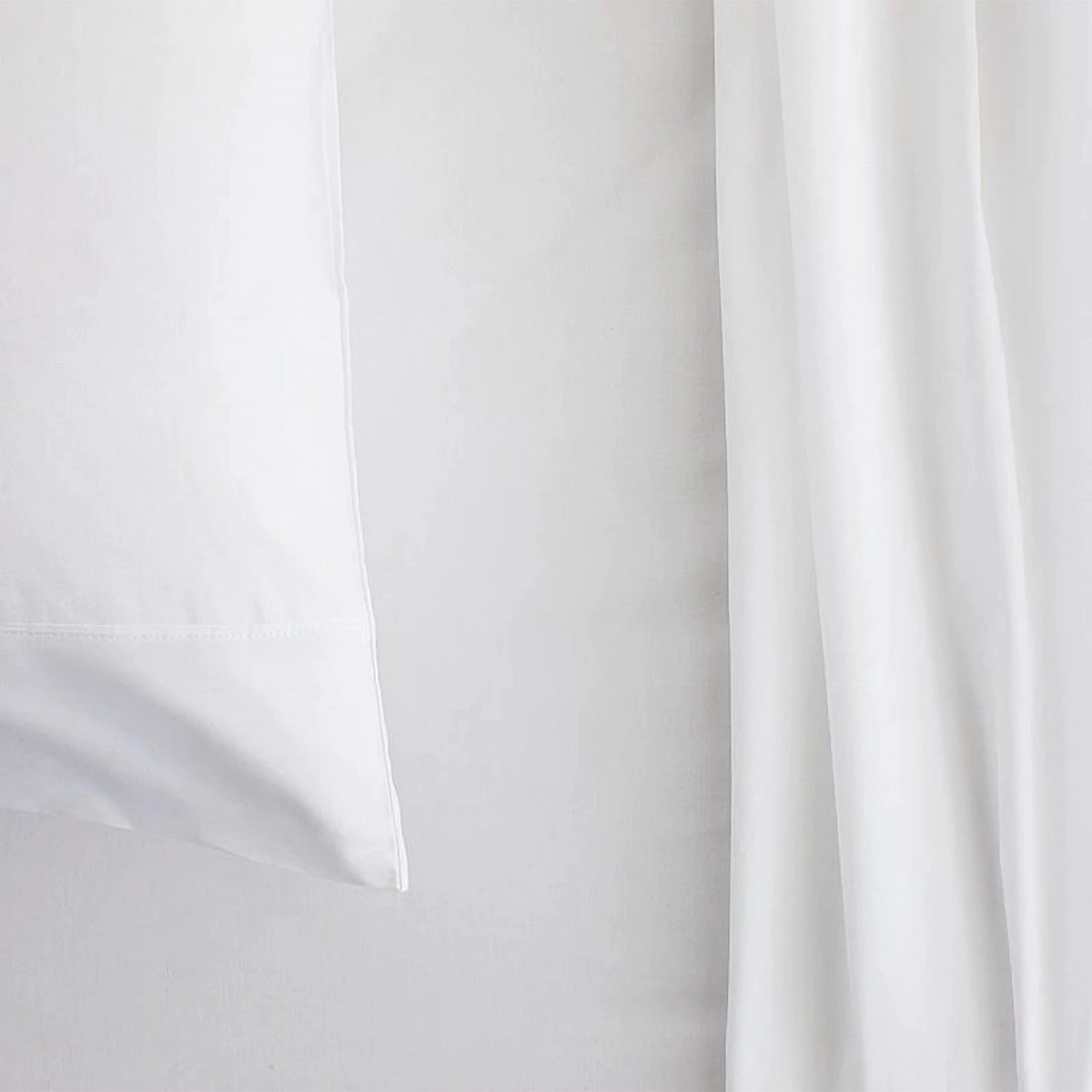 300TC Organic Classic Percale SNOW Sheet Set by Sheridan