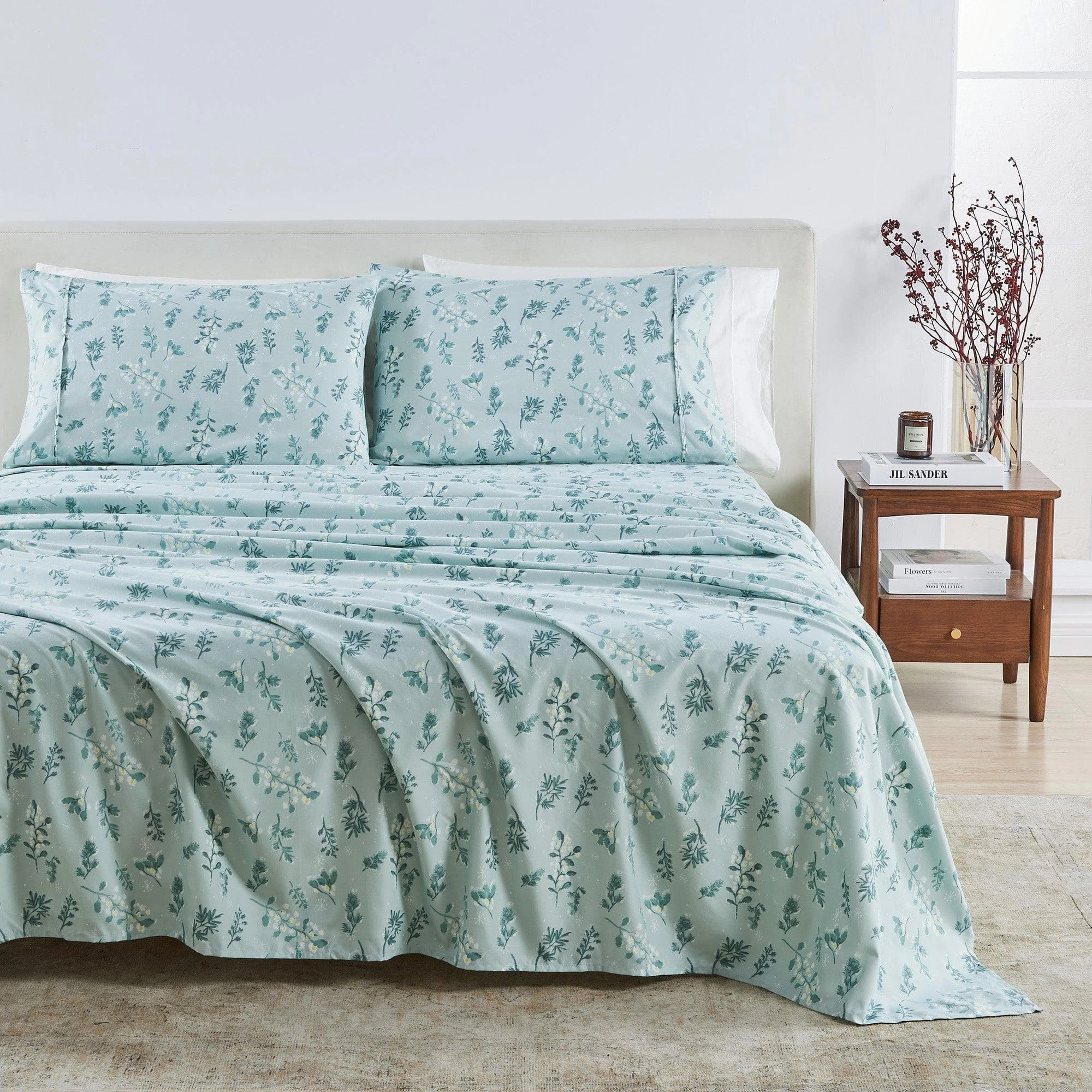 4 Piece Watercolor Floral Microfiber Sheet - Delia Collection