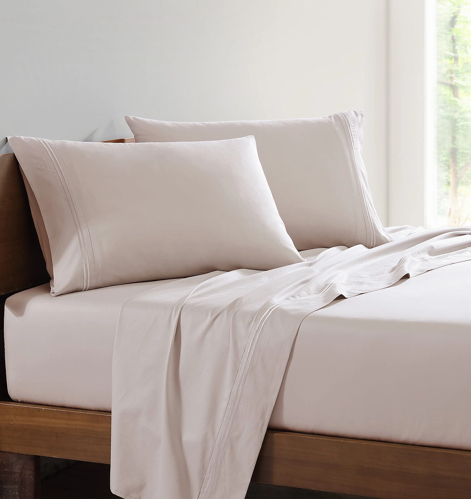 500TC Sheet set by Royal Doulton