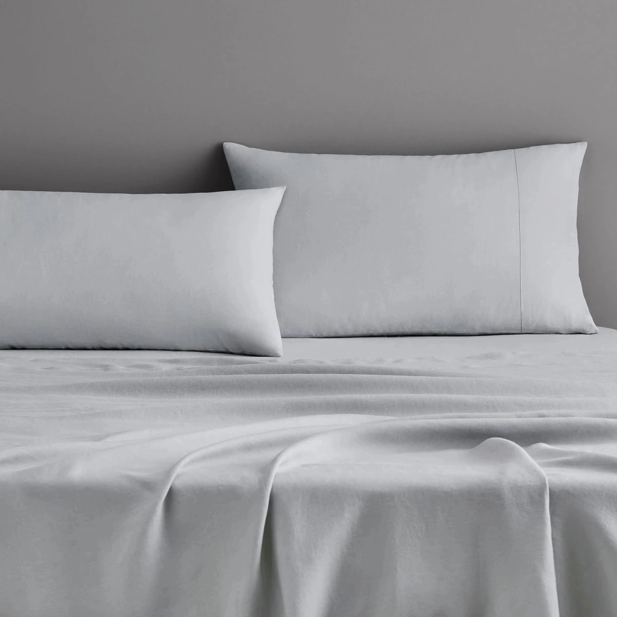 Abbotson Silver Linen Fitted Sheet by Sheridan