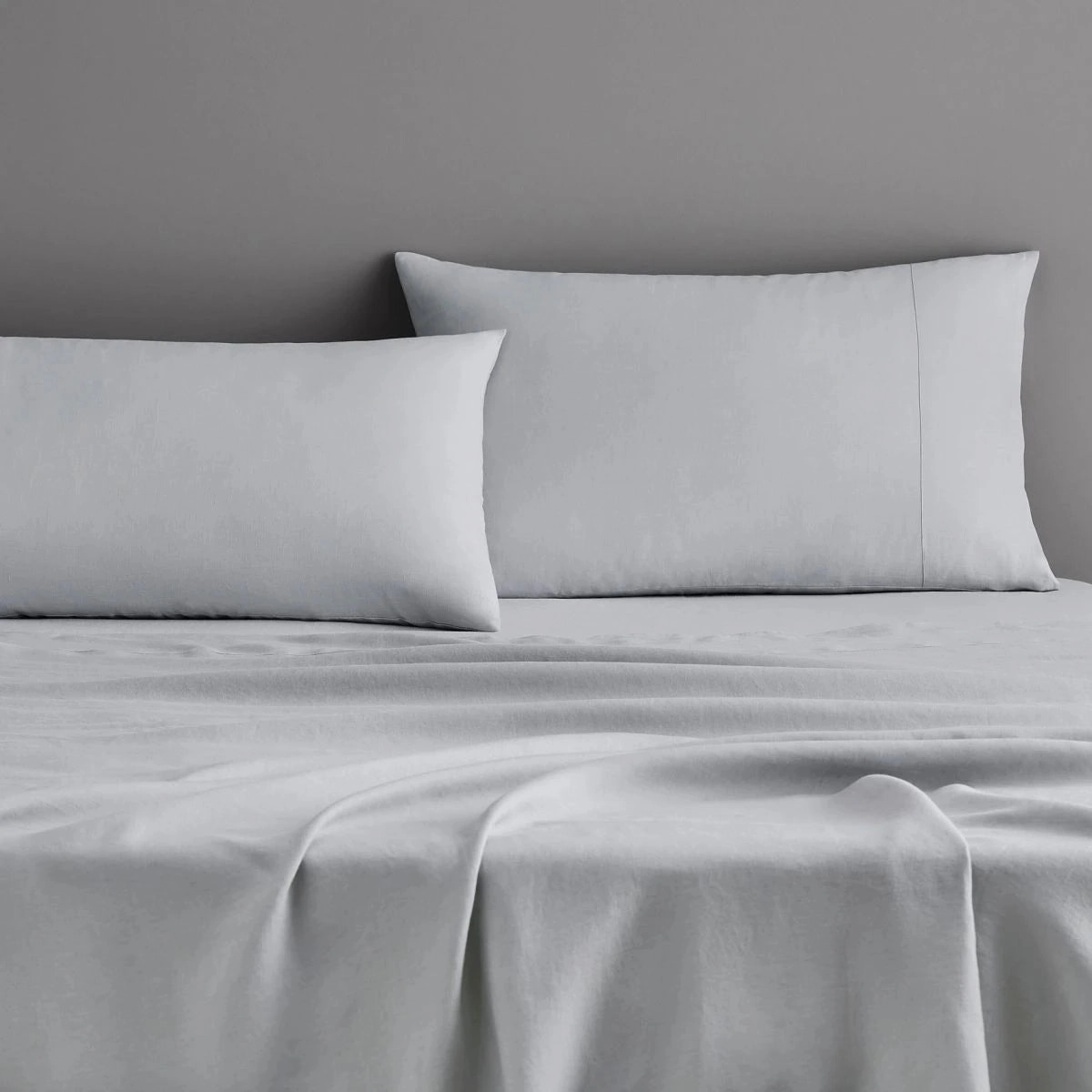 Abbotson Silver Linen Fitted Sheet by Sheridan