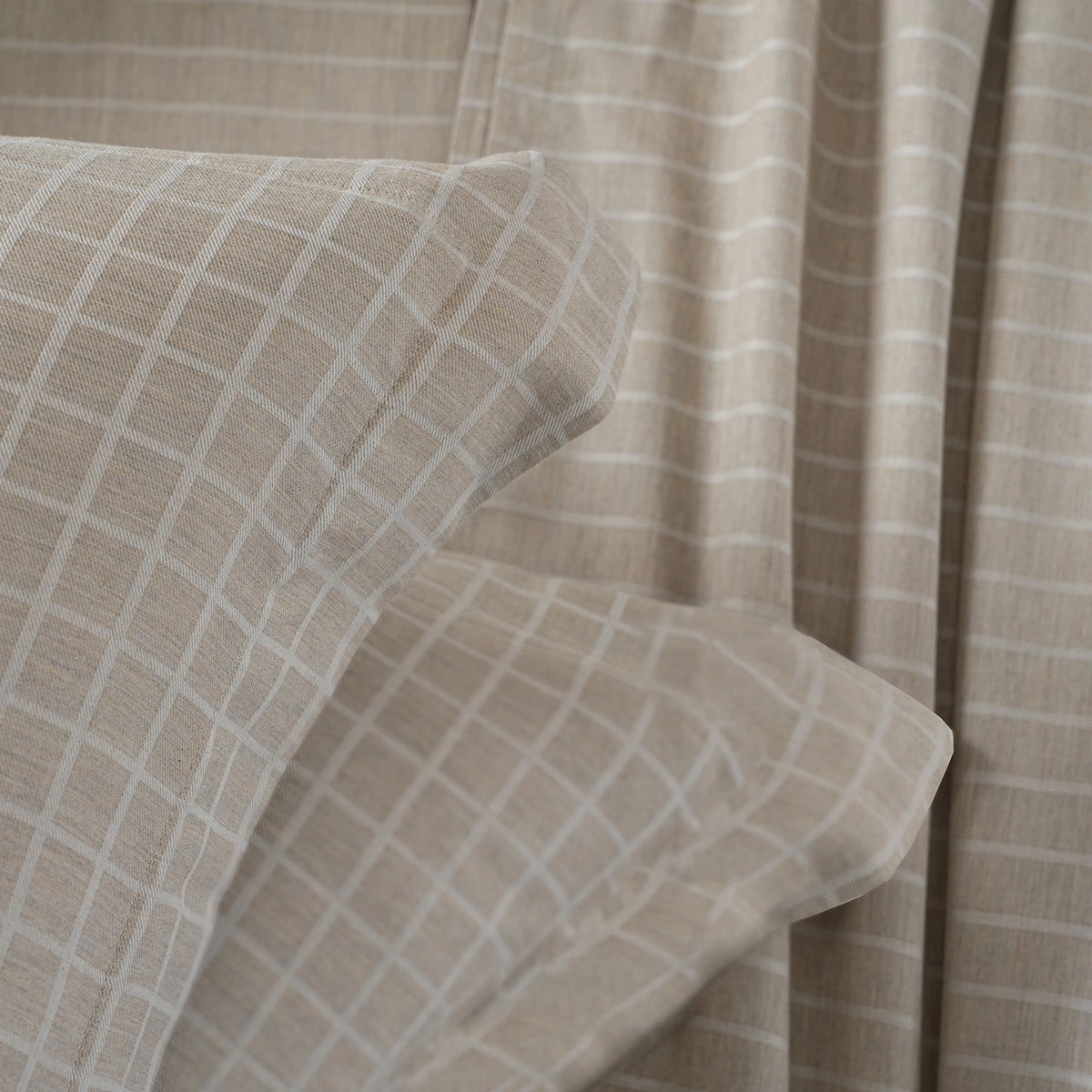 Bliss Reversible Made With Egyptian Cotton Ultra Soft Beige Bed Sheet