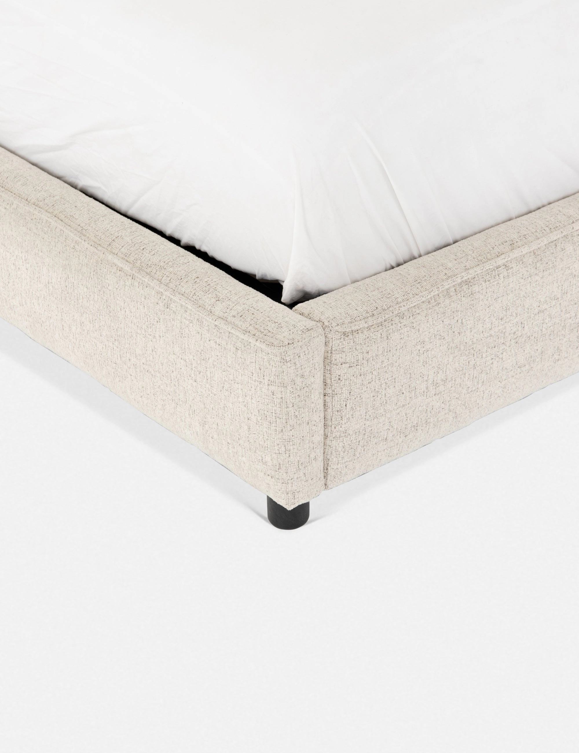 Clario Bed