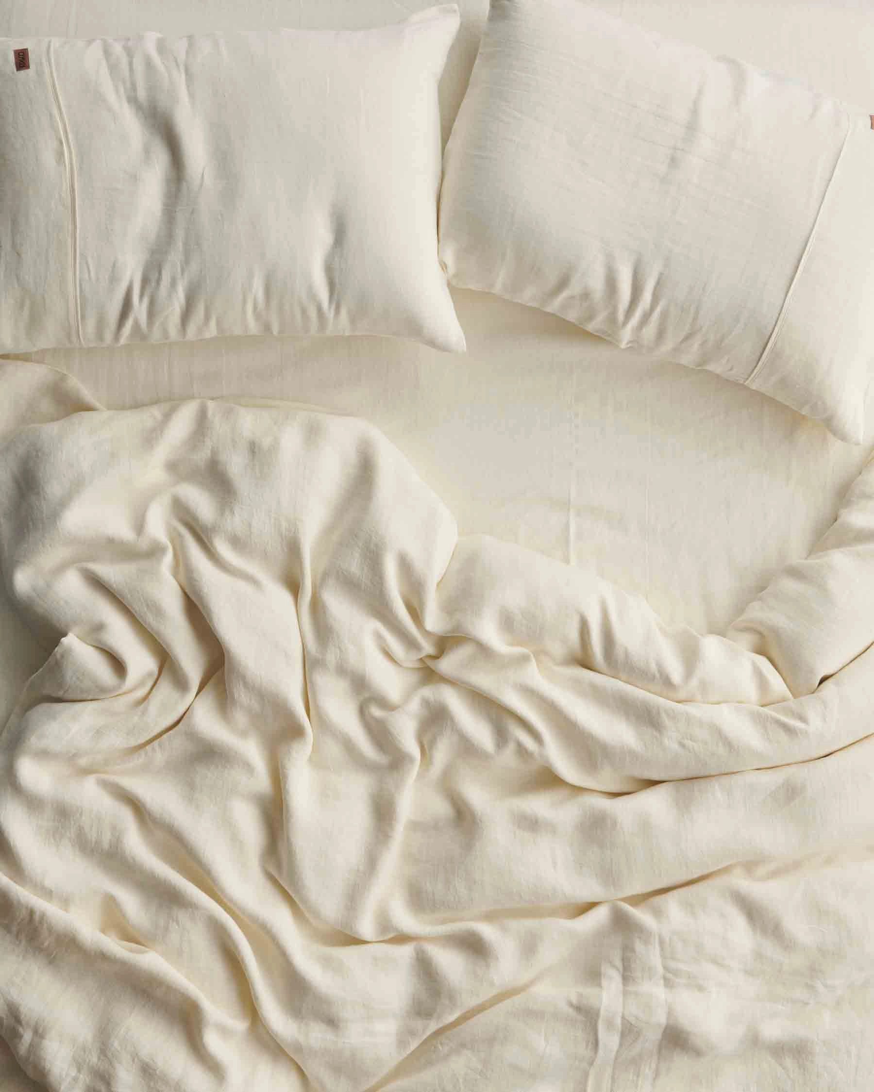 Cloud Dancer Linen Fitted Sheet (US)