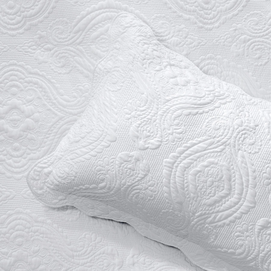 Cordelia White Bedspread Set by Bianca