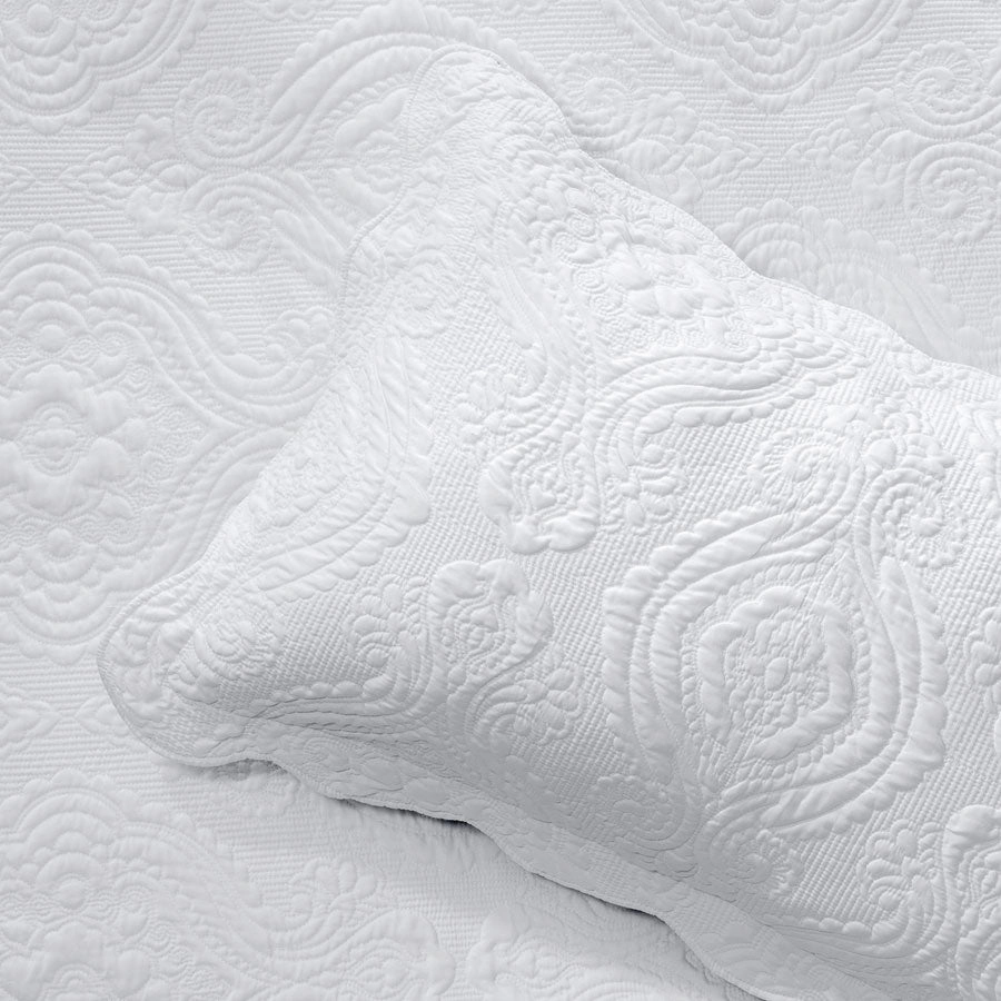 Cordelia White Bedspread Set by Bianca