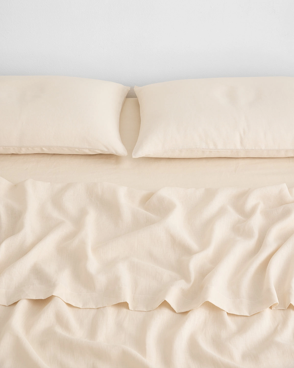 Crème 100% French Flax Linen Fitted Sheet