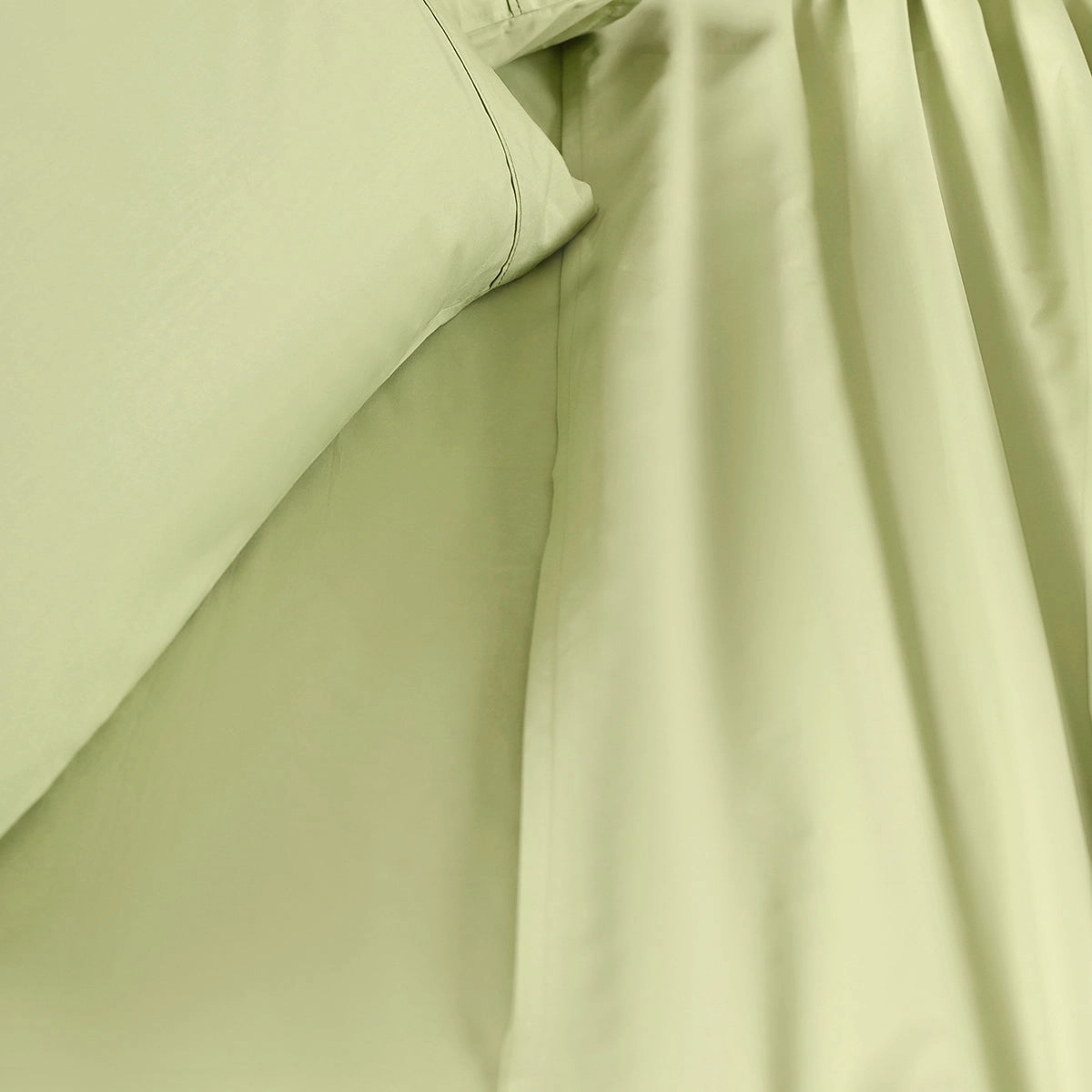 Eden Crisp & Light Weight 100% Cotton Solid Green Bed Sheet with Pillow Case