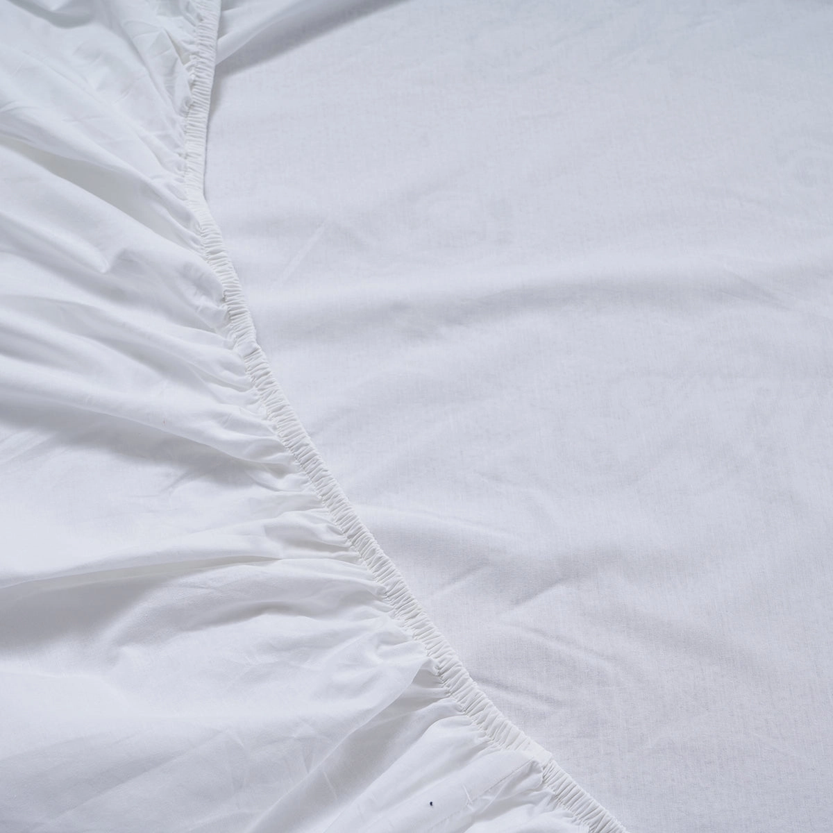 Eden Crisp & Light Weight 100% Cotton Solid White Fitted Sheet