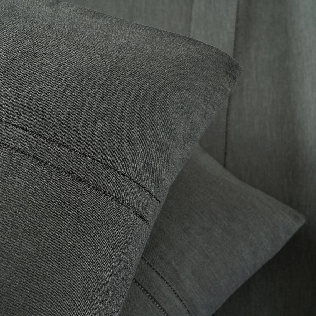 Emmie Made With Egyptian Cotton Ultra Soft Dark Green Bed Sheet
