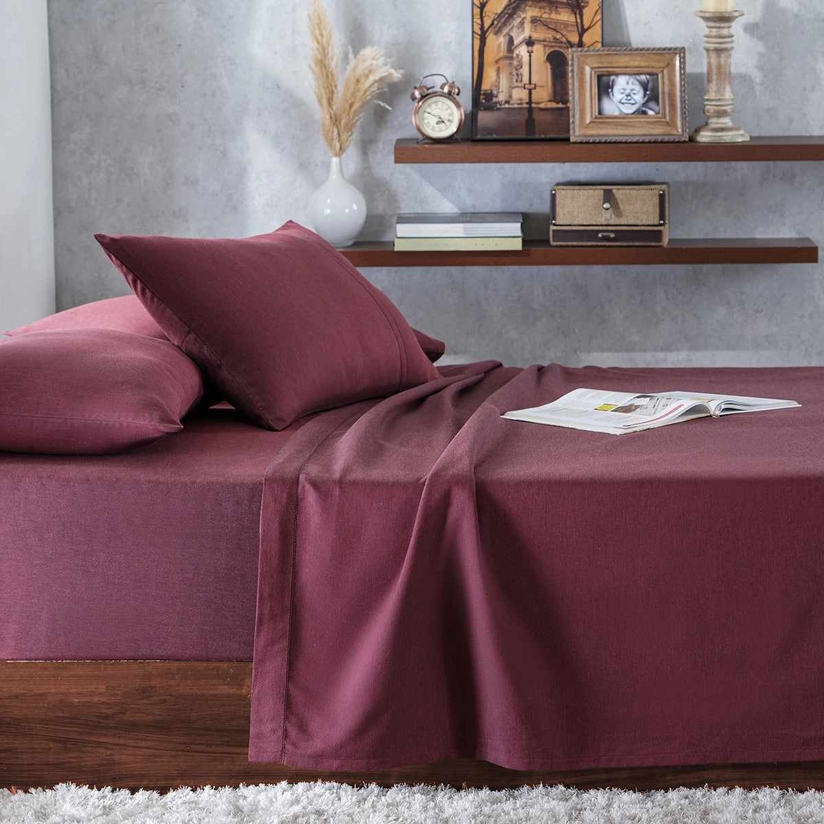 Emmie Made With Egyptian Cotton Ultra Soft Red Bed Sheet with Pillow Case