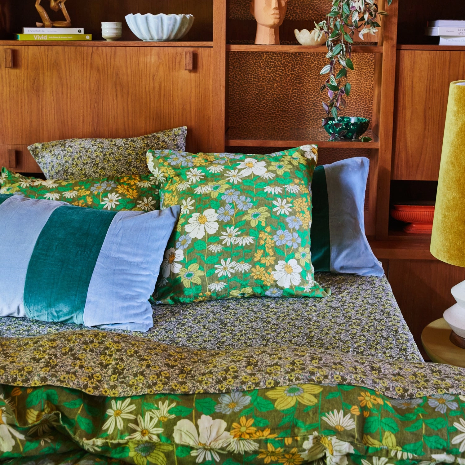 Florentine Linen Fitted Sheet - Pear
