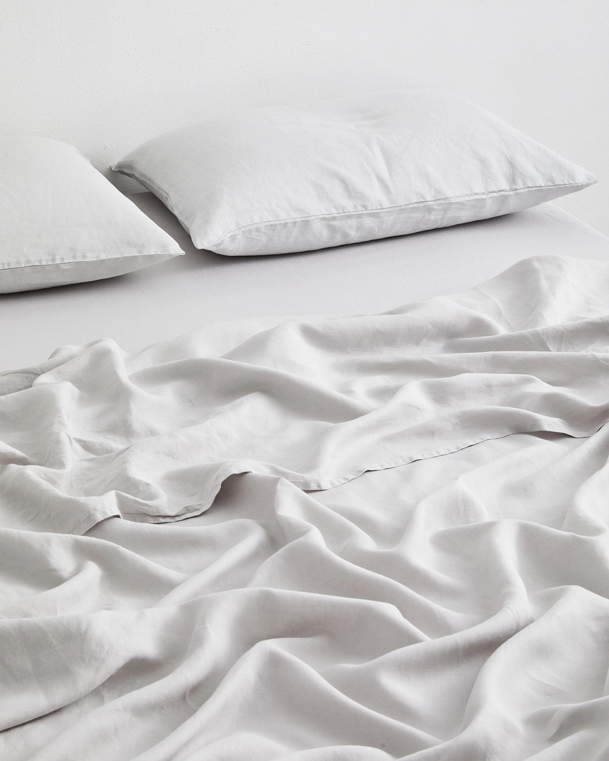 Fog 100% French Flax Linen Fitted Sheet