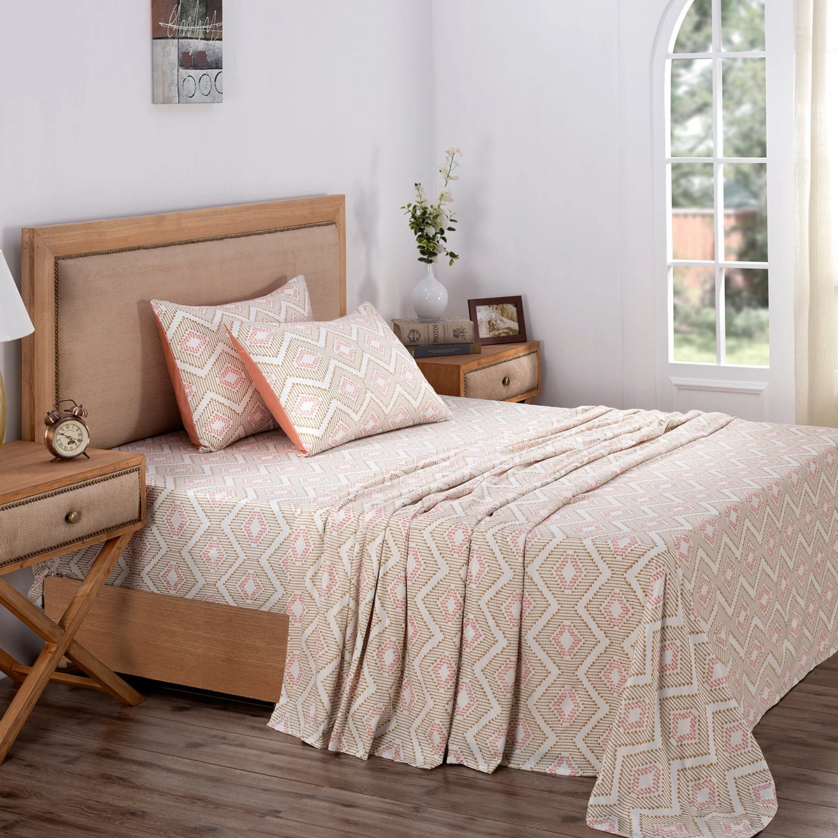 Global Atelier Demon Dash Printed 100% Cotton Peach Soft Bed Sheet with Pillow Case
