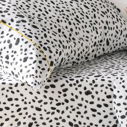 In with the herd Sheet Set by Hiccups