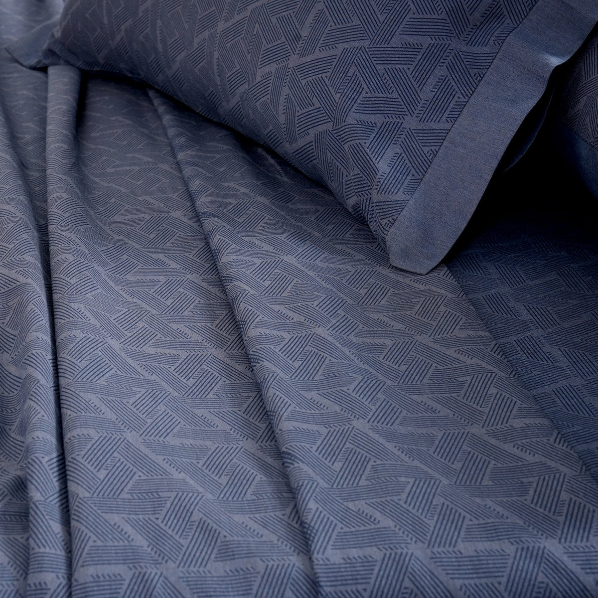 Inner city Made With Egyption Cotton Ultra Soft Blue Bed Sheet with Pillow Case