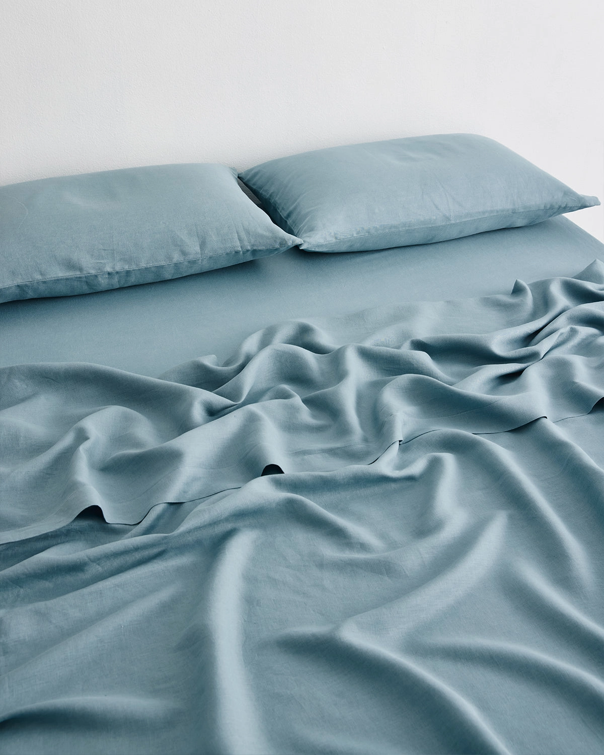Lagoon 100% French Flax Linen Fitted Sheet