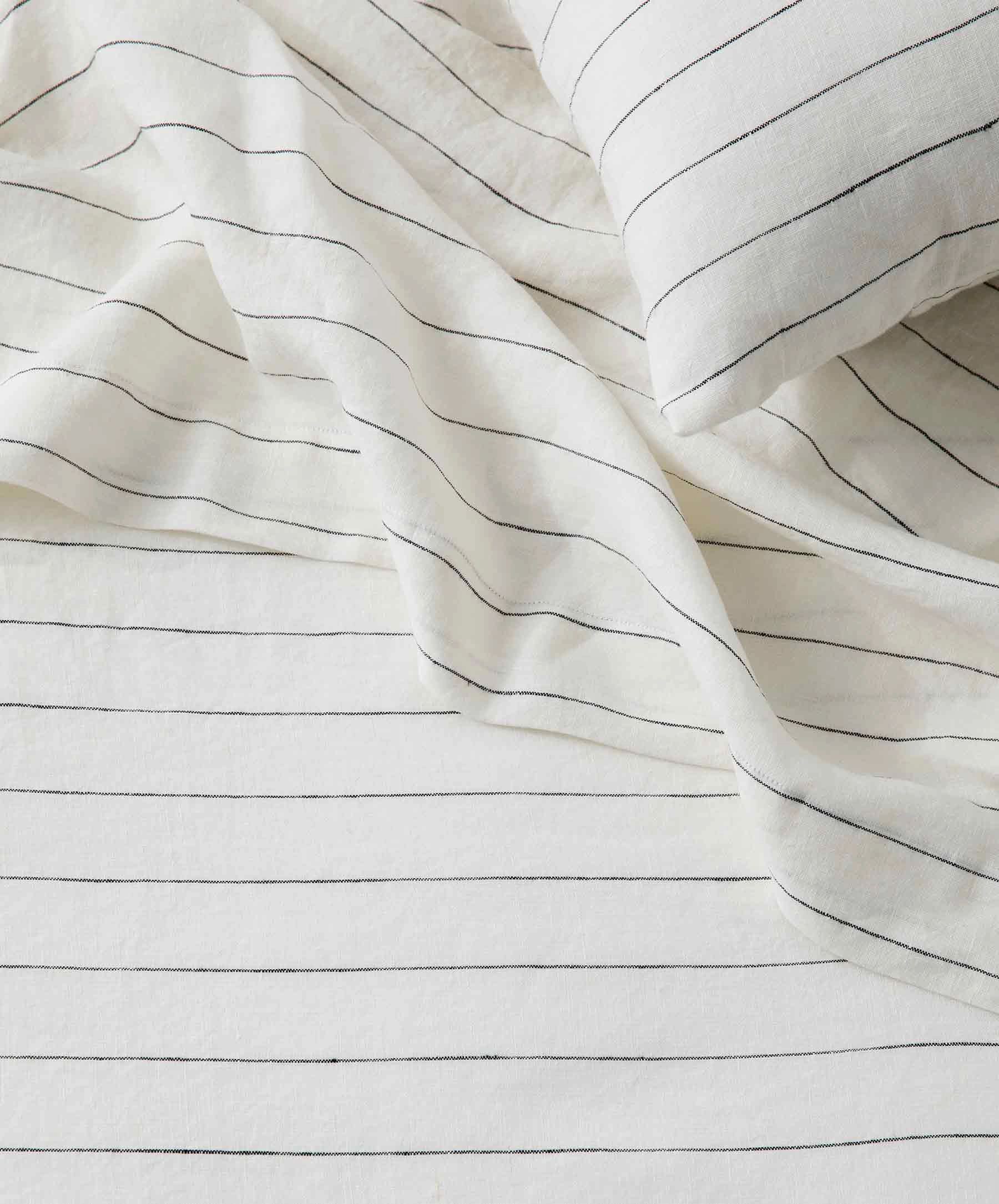 Linen Sheet Set with Pillowcases - Pencil Stripe