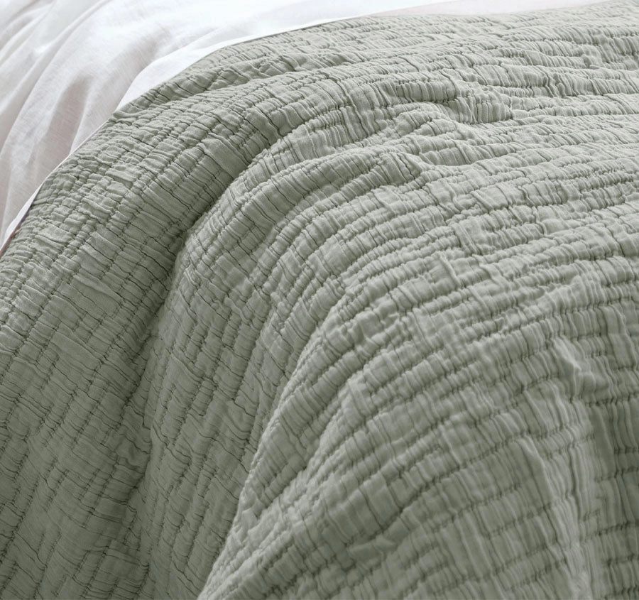 Livie Coverlet Set Range Mist