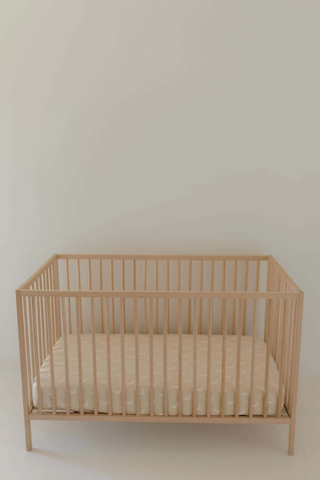 Luna | Bamboo Crib Sheet