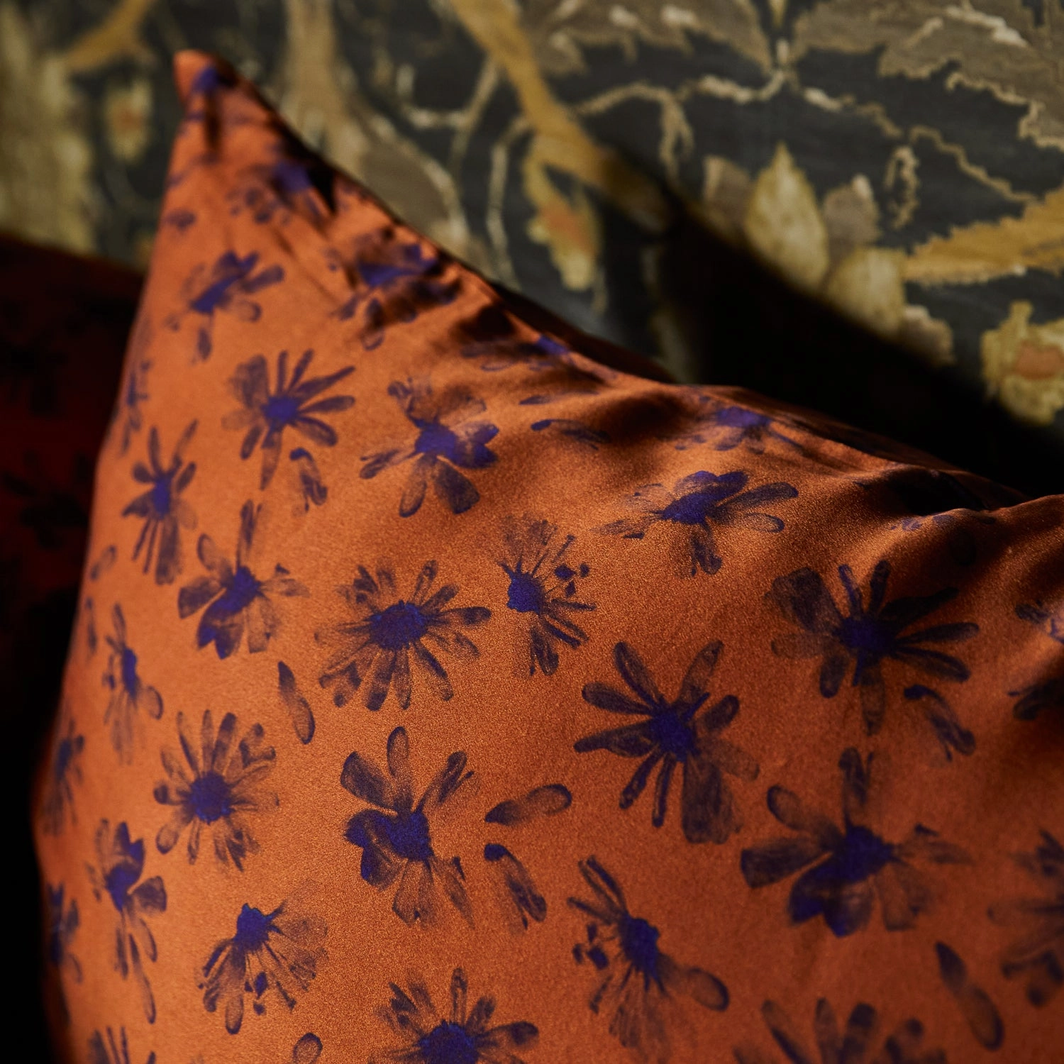 Naya Silk Pillowcase
