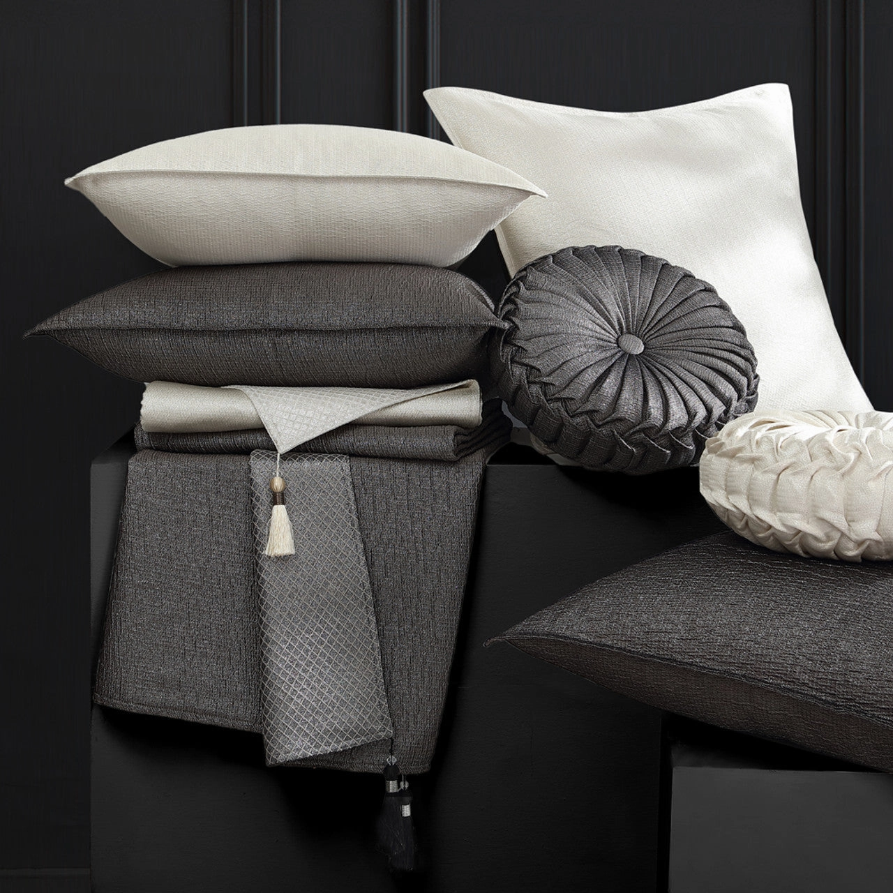 Octavia Granite European Pillowcase by Davinci