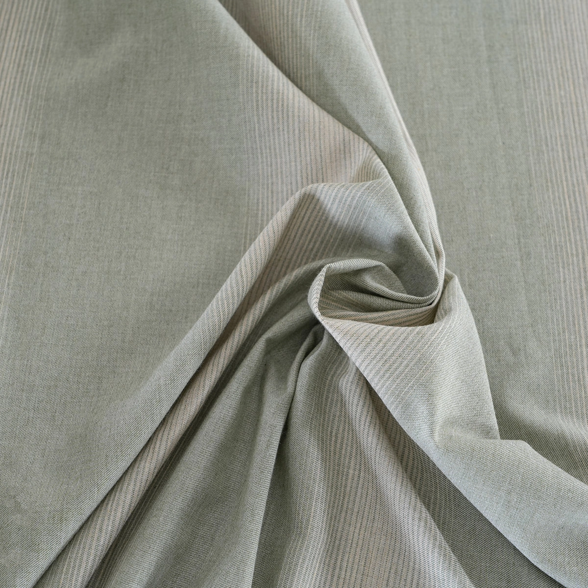 Rhythmic Stripe Reversible Made With Egyptian Cotton Ultra Soft Chameleon Green/Chinchilla Bed Sheet Set