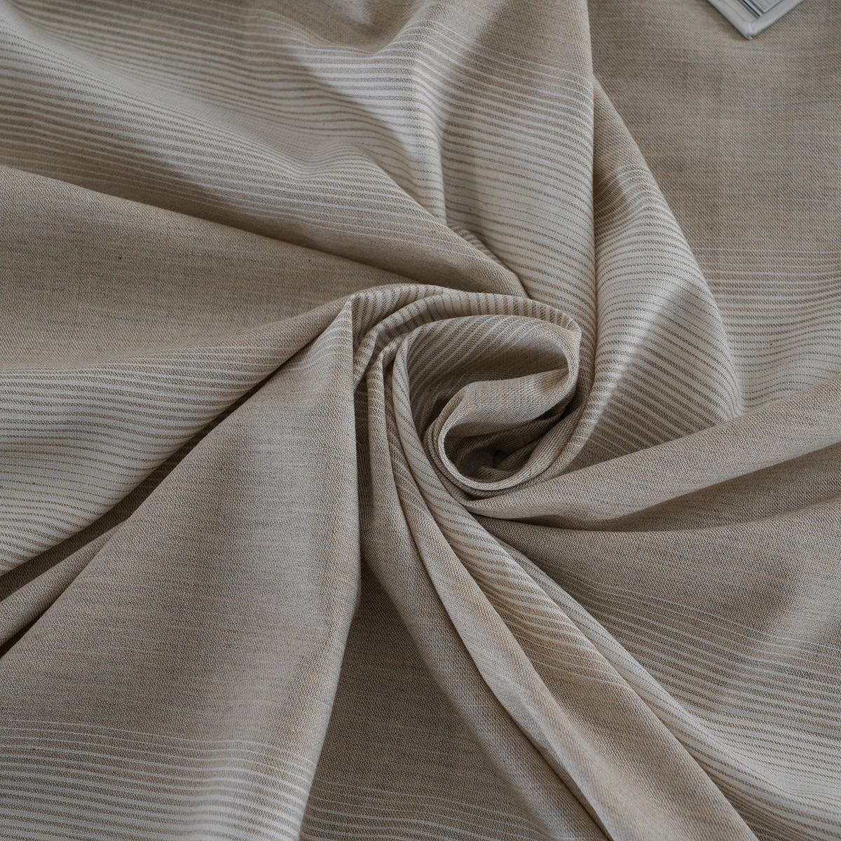 Rhythmic Stripe Reversible Made With Egyptian Cotton Ultra Soft Chinchilla/White Bed Sheet Set