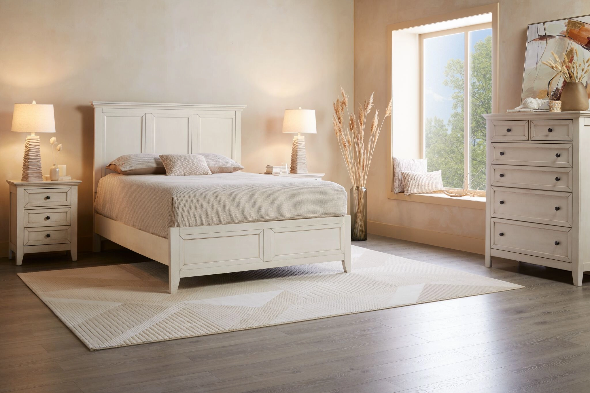 San Mateo 3-Piece Queen Bed- Antique White
