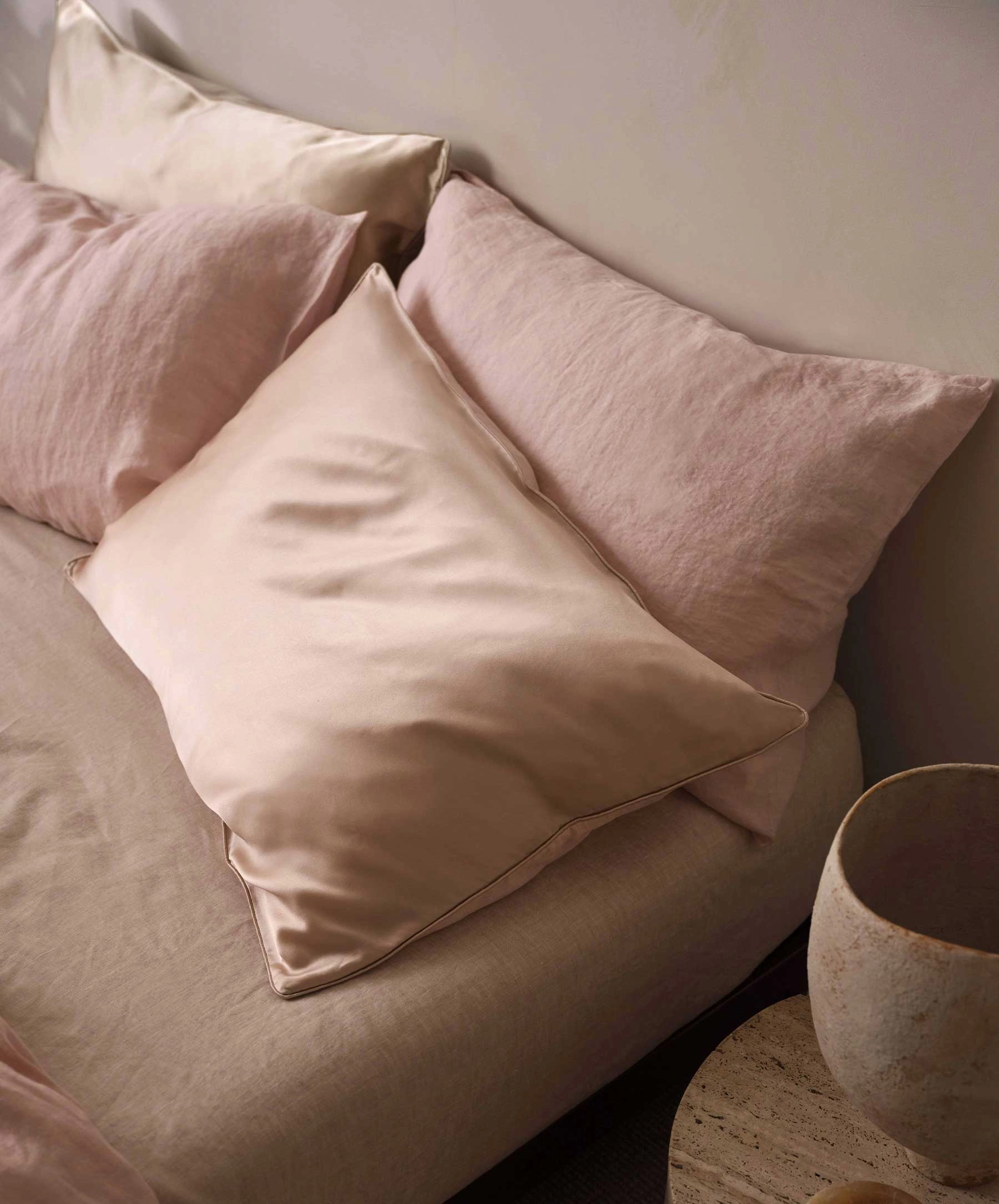 Silk Linen Flip Pillowcase - Blush