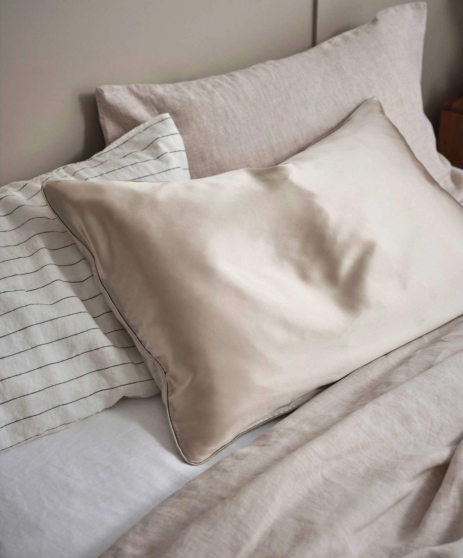 Silk Linen Flip Pillowcase - Natural