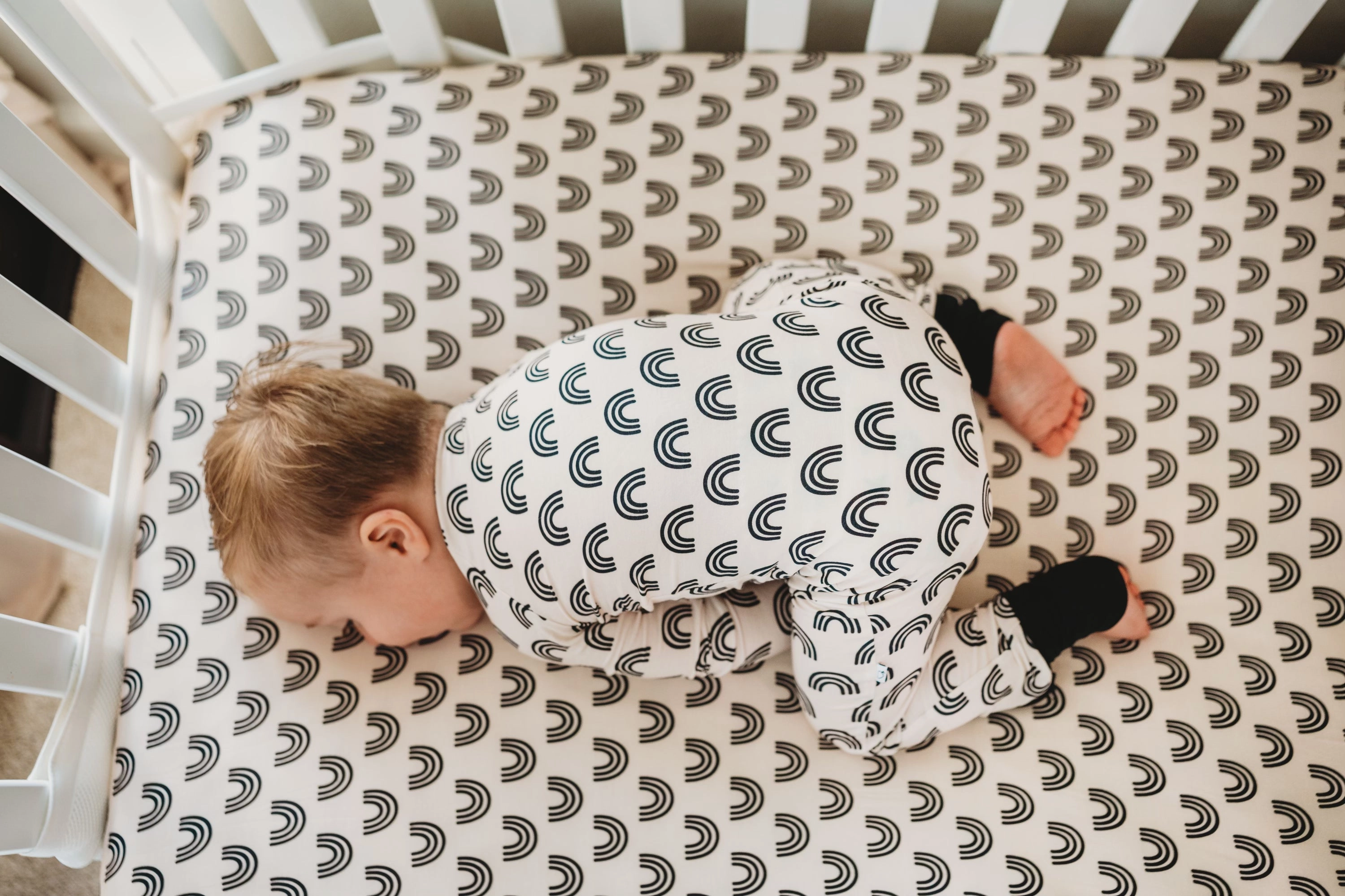Simple Rainbow Dream Crib Sheet