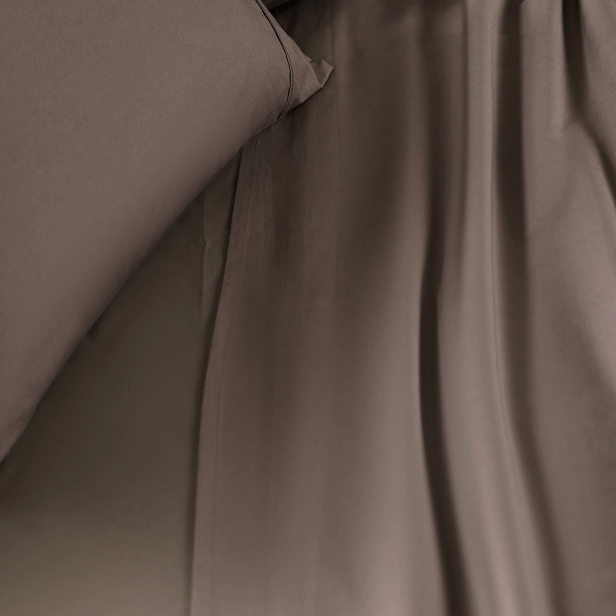 Slumber Plain Easy Care Percale 100% Cotton Brown Crisp Bed Sheet with Pillow Case