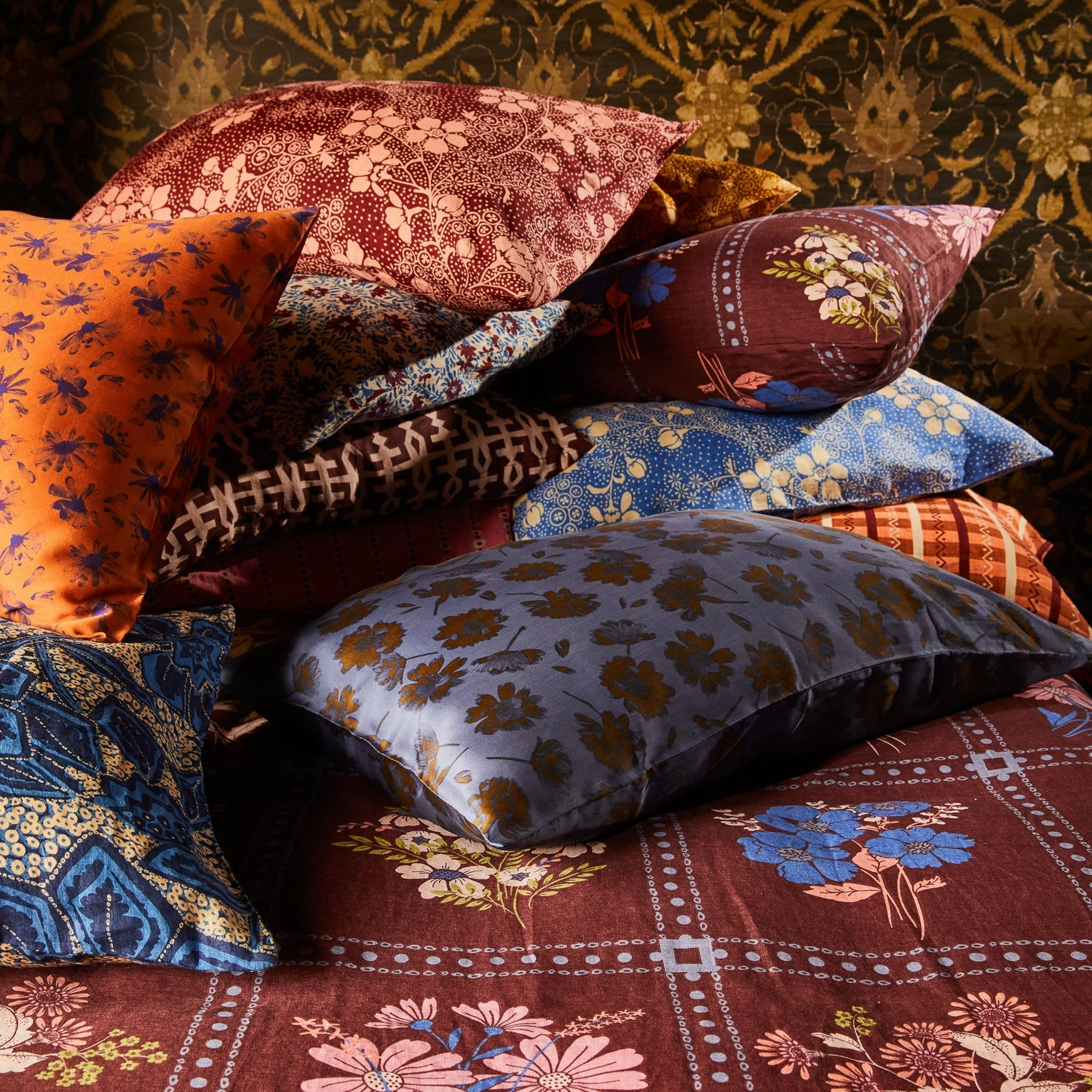 Sona Silk Pillowcase
