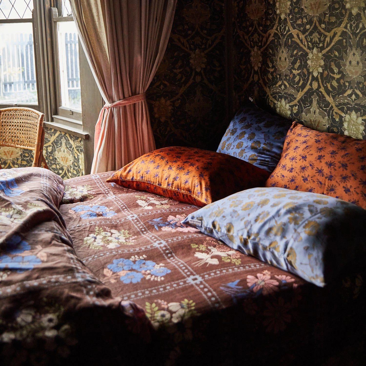 Sona Silk Pillowcase