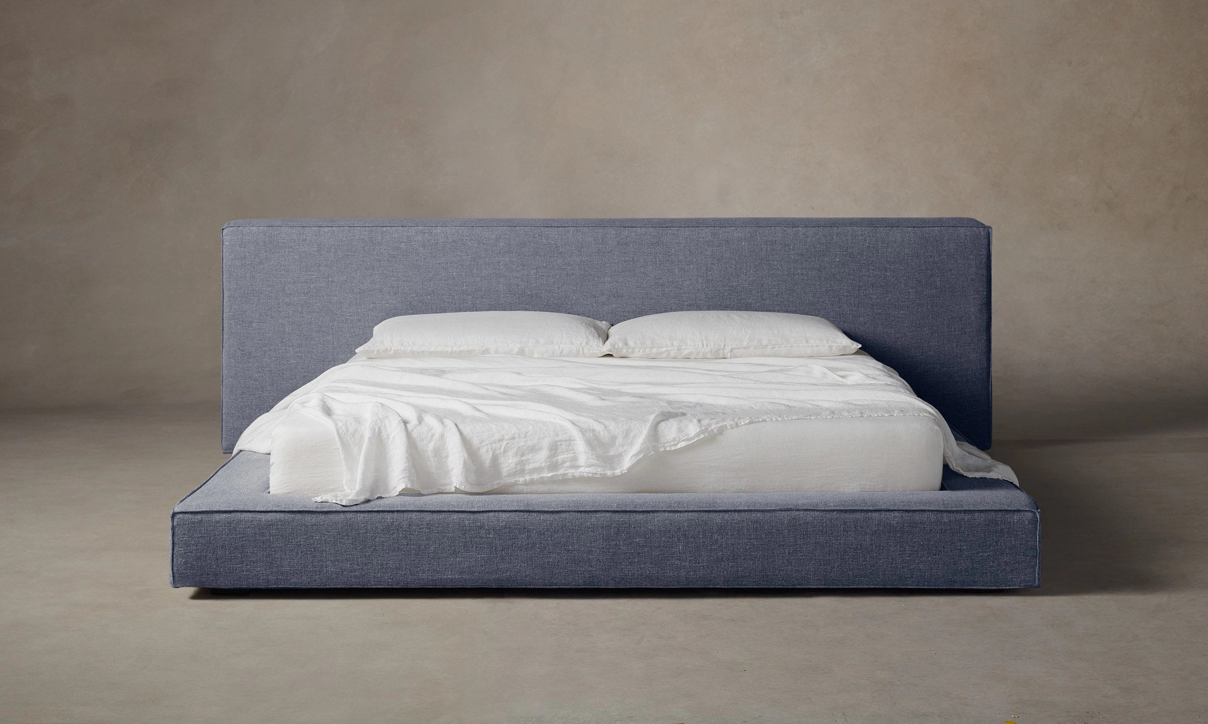 The Eldridge Bed - Heritage Belgian Linen Lake