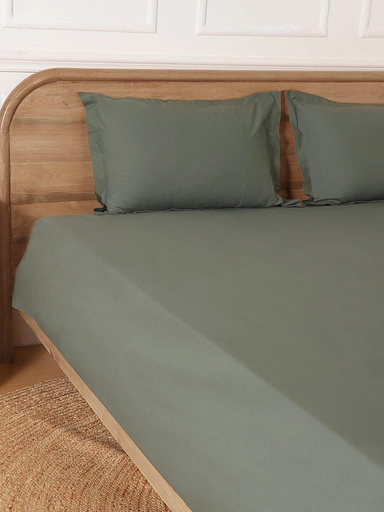 Westside Home Solid Green Queen Bed Flat Sheet and Pillowcase Set